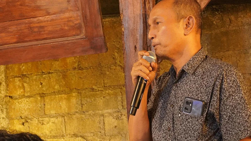 Ust. Bahar Harahap, Sesepuh IKPM Jogja dan penasehat FORBIS IKPM Gontor Cabang Jogja, memberikan sambutan