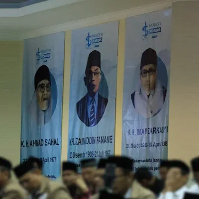 Ketika Trimurti dan Kyai Syukri Hadir di MUBES FORBIS II di Surabaya