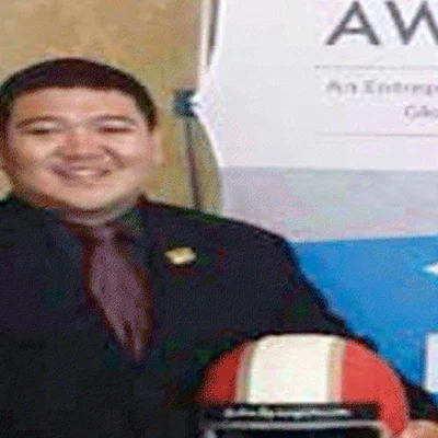 Gilang Hardian Santri Gontor yang mampu membawa helm sampai go Internasional