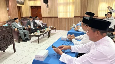 Silaturahim Lebaran FORBIS IKPM Gontor bersama Bapak-bapak Pimpinan Pondok Modern Darussalam Gontor, Ponorogo