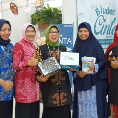 Bluder Cinta: Menembus Dominasi Brand Legendaris