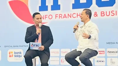 Agus Maulana, ketua umum FORBIS IKPM Gontor memberikan pemaparan di acara IFBC Expo 2024, di Ice BSD
