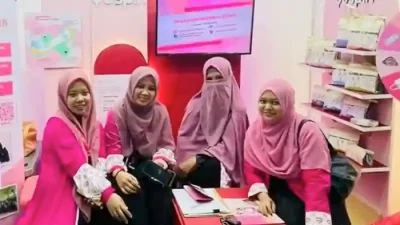 Stand PT Yuspin, milik Rafiah Rusyda, alumni Mantingan Marhalah 2008, anggota Forbis Solo Raya