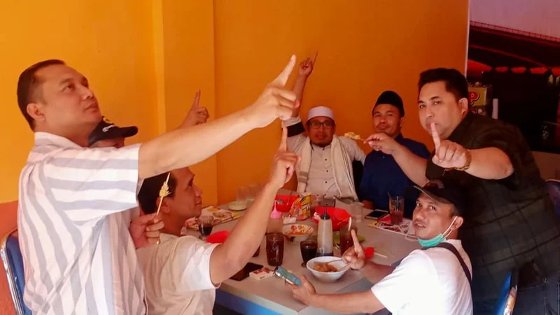 Bangkit Bisnis Pempek Setelah Temukan Jati Diri Santri, Kini Beromzet 120 Jt Masih Aja Diomeli Ketum FORBIS!
