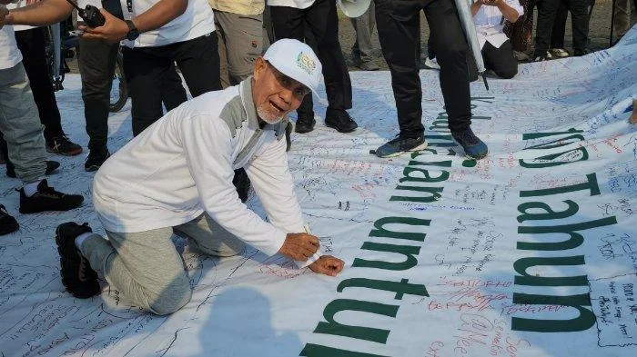 100 Tahun GontorL: Petisi Kedamaian dan Persatuan Indonesia