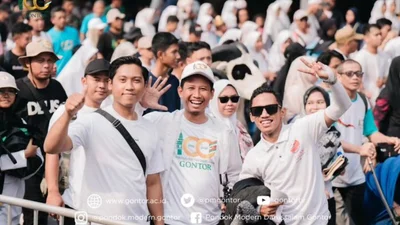 Keseruan Tajammu dan jalan sehat 100 tahun pondok modern Gontor