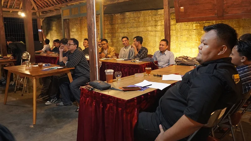 Peserta exclusive Business Meeting FORBIS IKPM Gontor Cabang Jogja