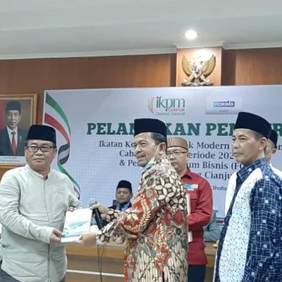 FORBIS Cabang Cianjur Dilantik, Siap Bergerak Untuk Sinergi Potensi Ekonomi Alumni dan Wali Santri